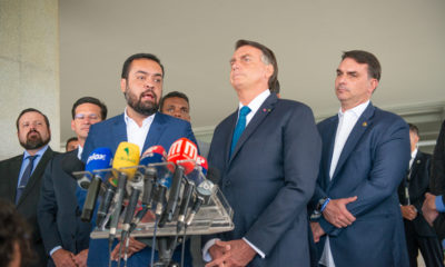 Cláudio Castro ao lado do presidente Jair Bolsonaro