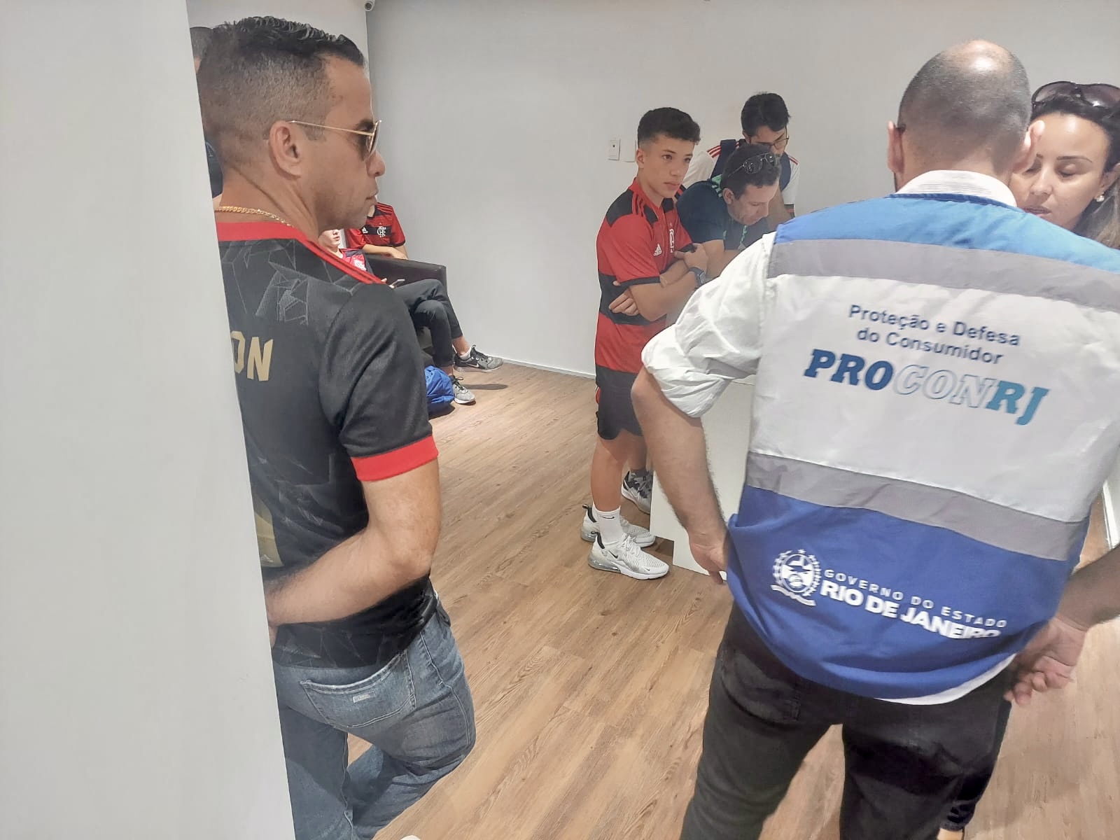 Empresa de turismo assina compromisso com Procon-RJ para cumprimento de voo de torcedores do Flamengo