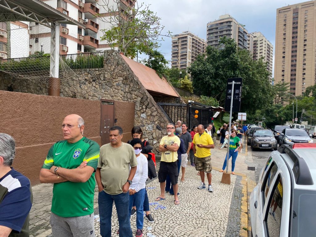 Seção eleitoral na Escola Municipal Golda Meir, na Barra da Tijuca