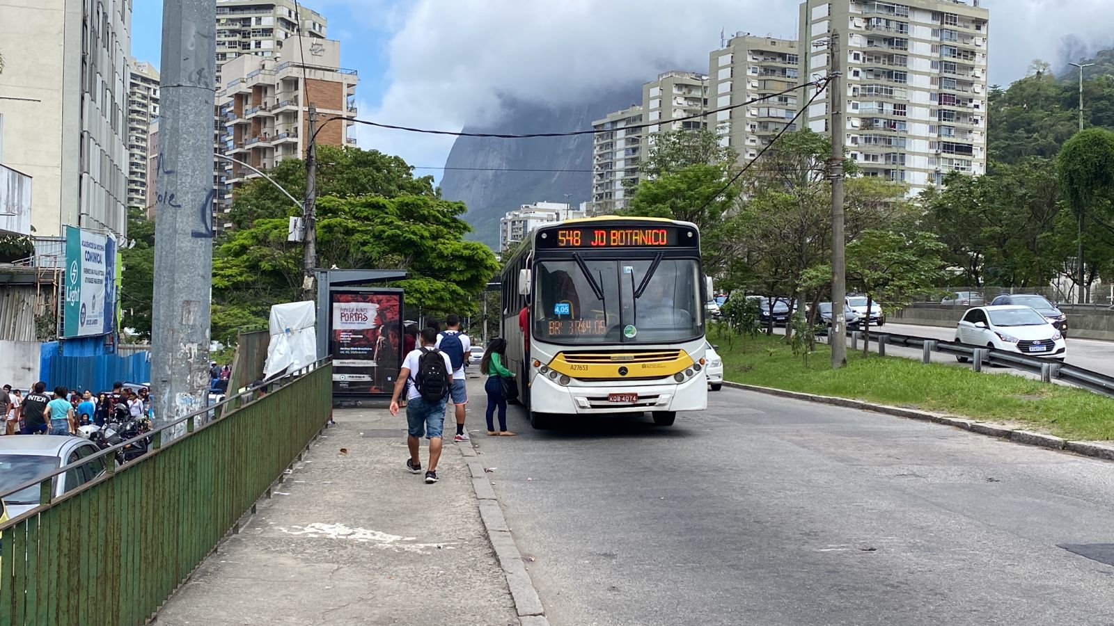 Ônibus na Rocinha, na Zona Sul do Rio