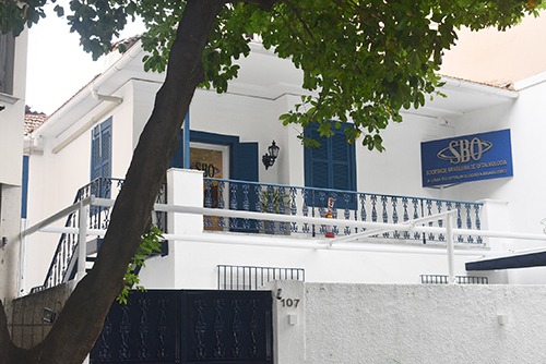 Sociedade Brasileira de Oftalmologia realiza mutirão para realização de exames oftalmológicos gratuitos