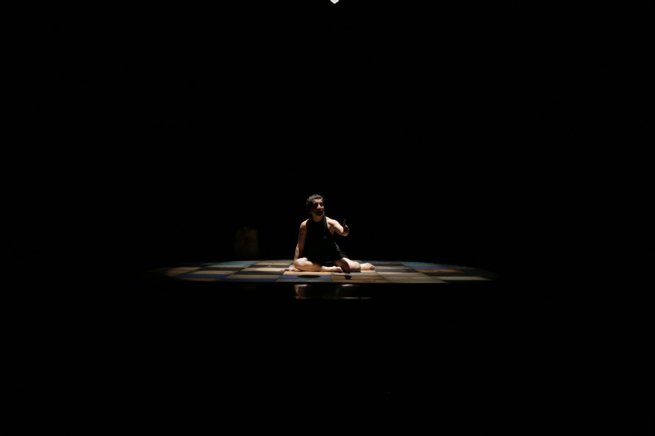 Sobre governo e conduta: Contos ancestrais em espetáculo teatral no Parque das Ruínas