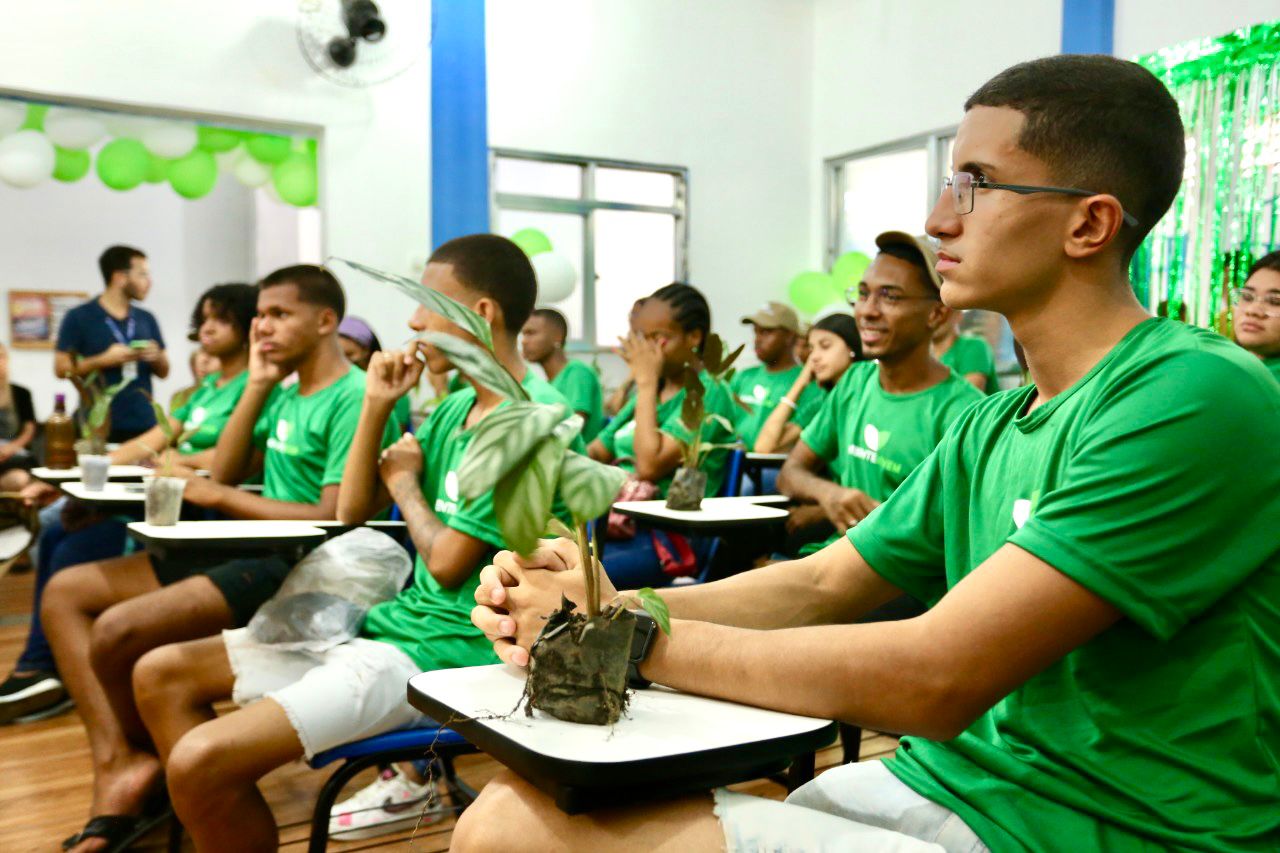 Secretaria do Ambiente abre vagas para o programa 'Ambiente Jovem', em Petrópolis
