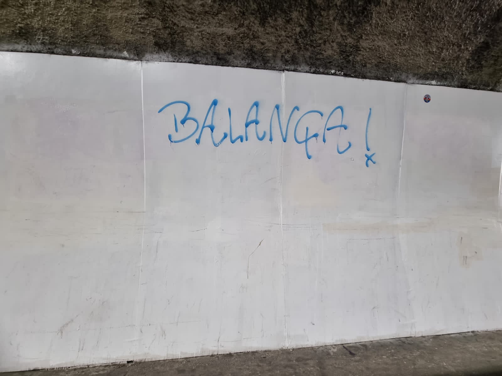 Pichação no Túnel Alaor Prata, em Copacabana