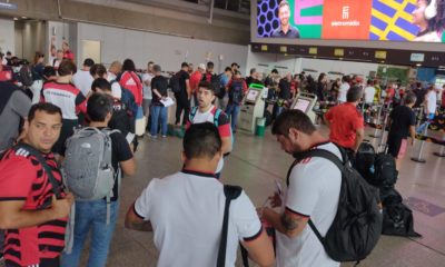 Torcedores do Flamengo enfrentam problemas ao embarcar em voo para Guayaquil no Equador