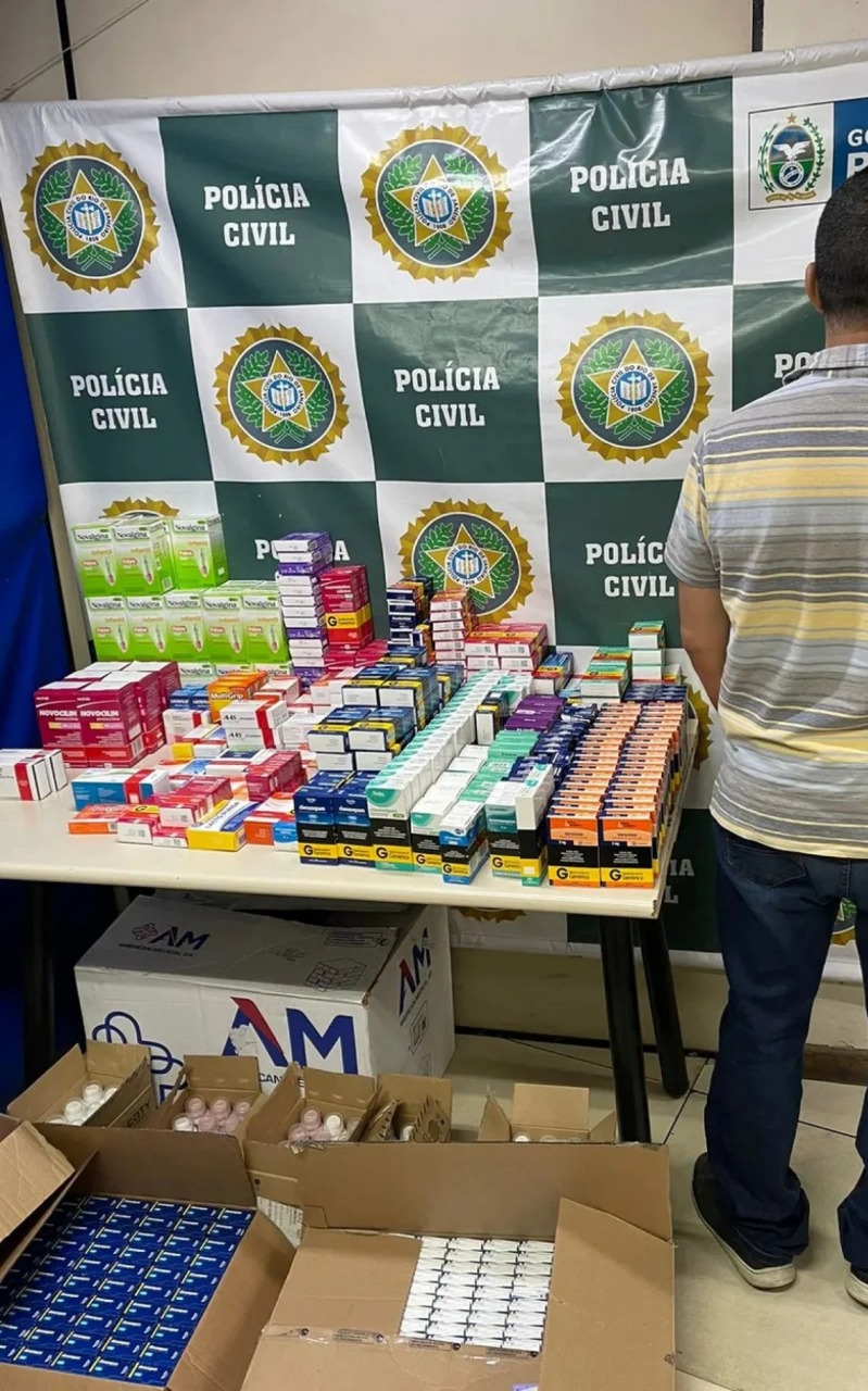 Dono de farmácia é preso por vender medicamentos roubados no Centro do Rio