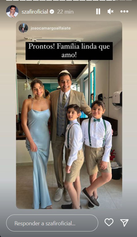 Sasha Meneghel ao lado do pai Luciano Szafir