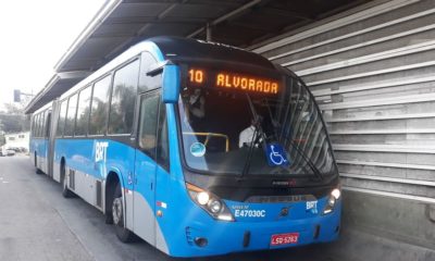 Ônibus articulado do BRT