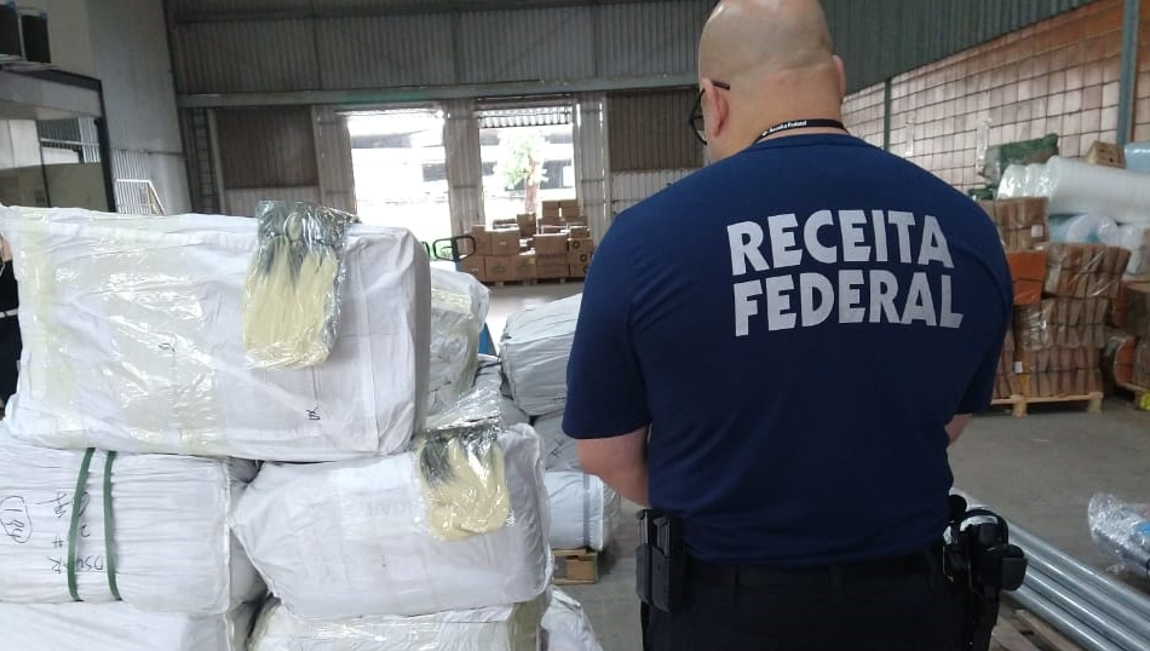 Cabelo sintético apreendido