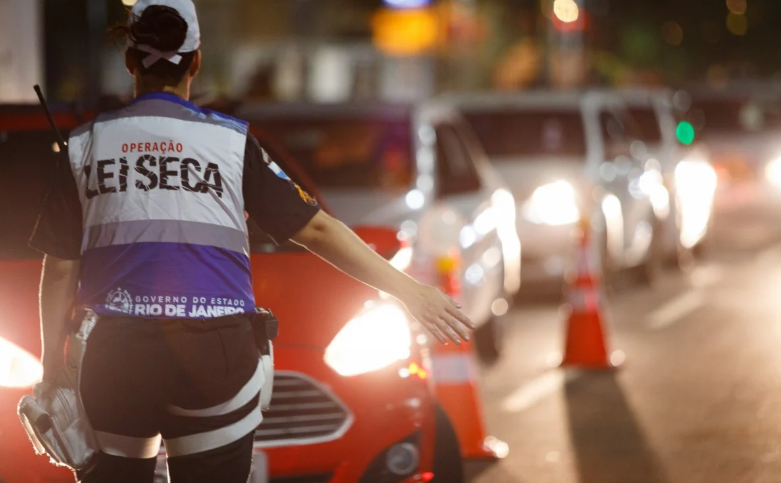 Operação Copa-Verão registra 177 motoristas alcoolizados no primeiro dia de jogo do Brasil