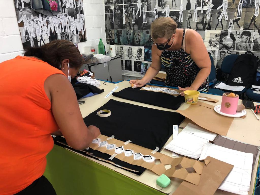 Rio Sem LGBTIfobia abre inscrições para curso gratuito de moda na Maré