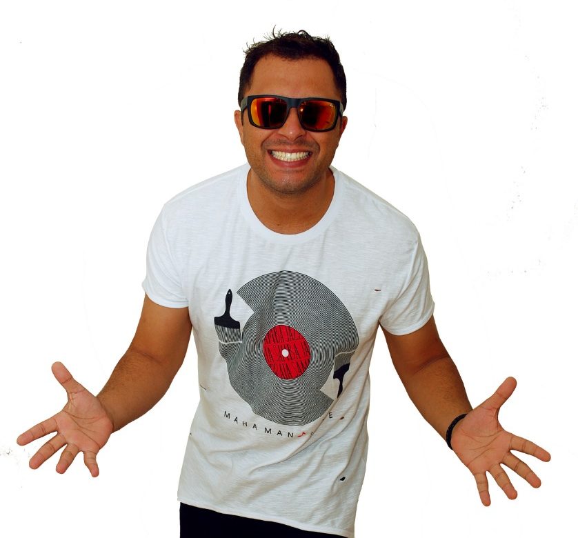 DJ e produtor musical, Gustavo Soli,