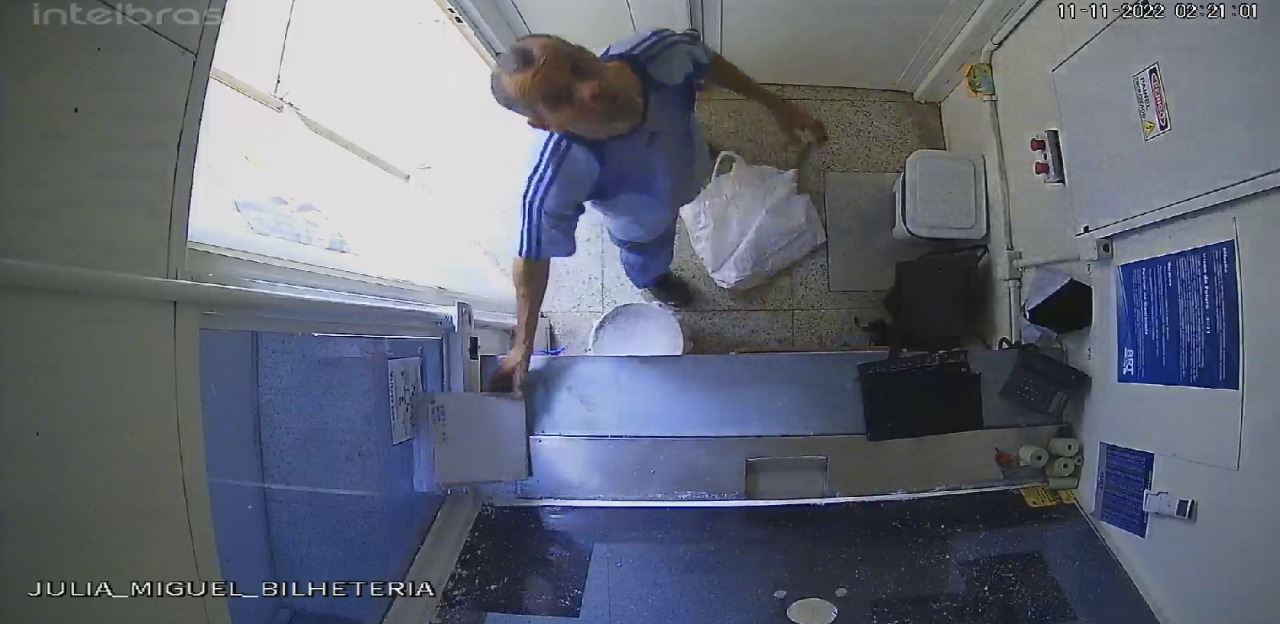 Homem é preso ao tentar furtar ar-condicionado de estação de BRT na Zona Oeste do Rio