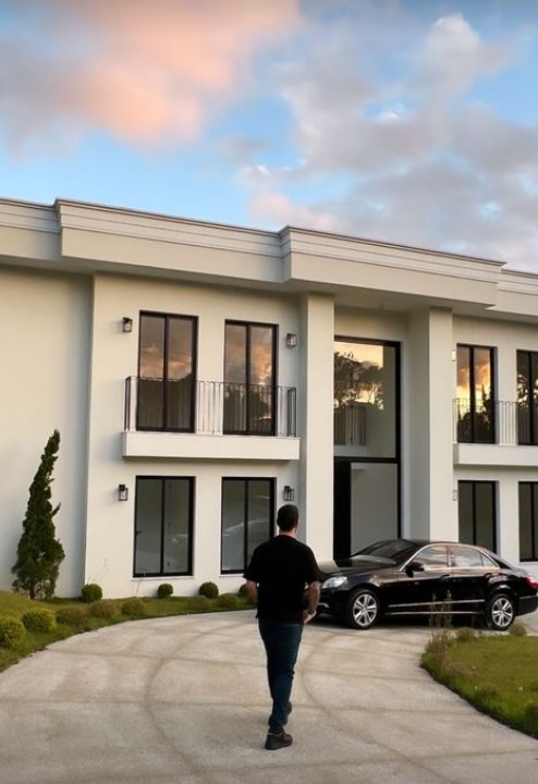 Carlinhos Maia compra mansão em São Paulo