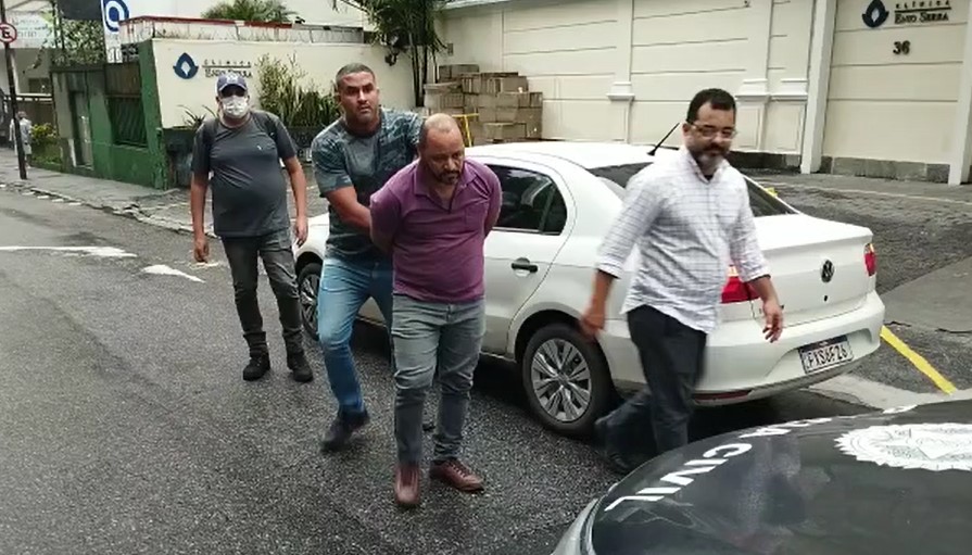 Homem agredi esposa por pensar que ela o transmitiu o vírus HIV