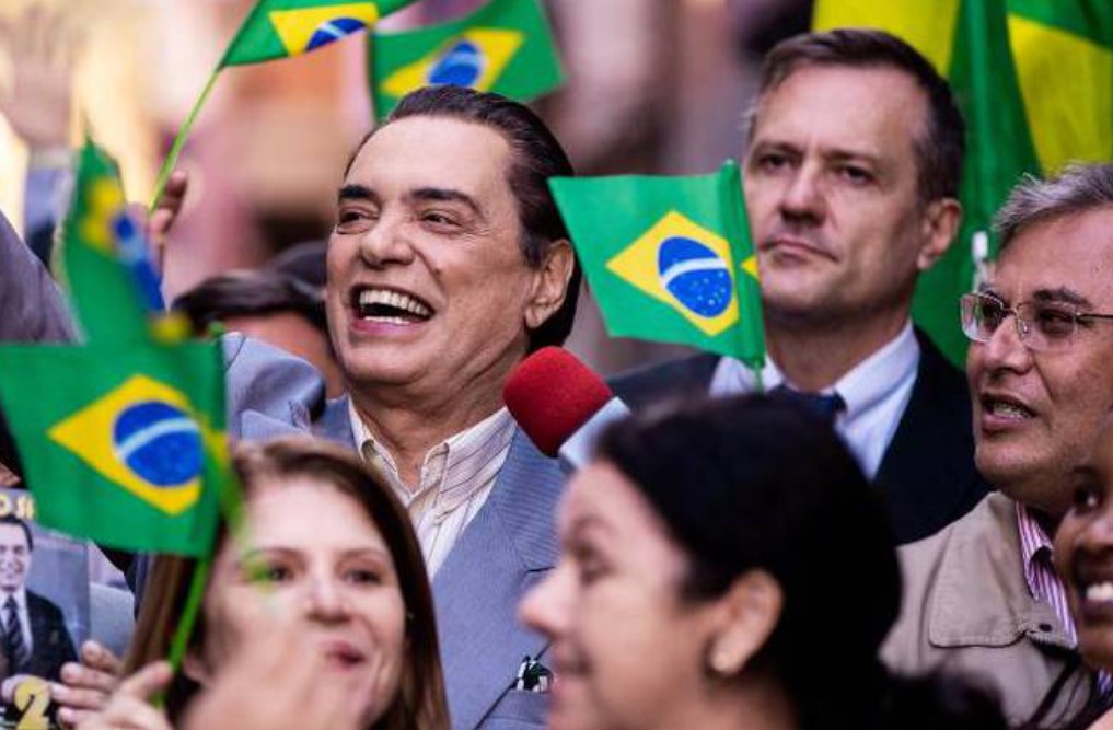 O Rei da TV, série sobre Silvio Santos