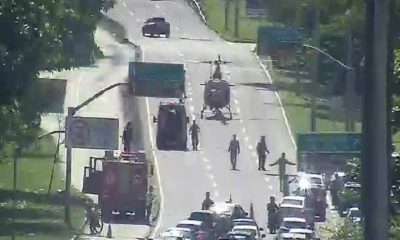 Pista do BRT é interditada após homem ser atropelado na Avenida das Américas