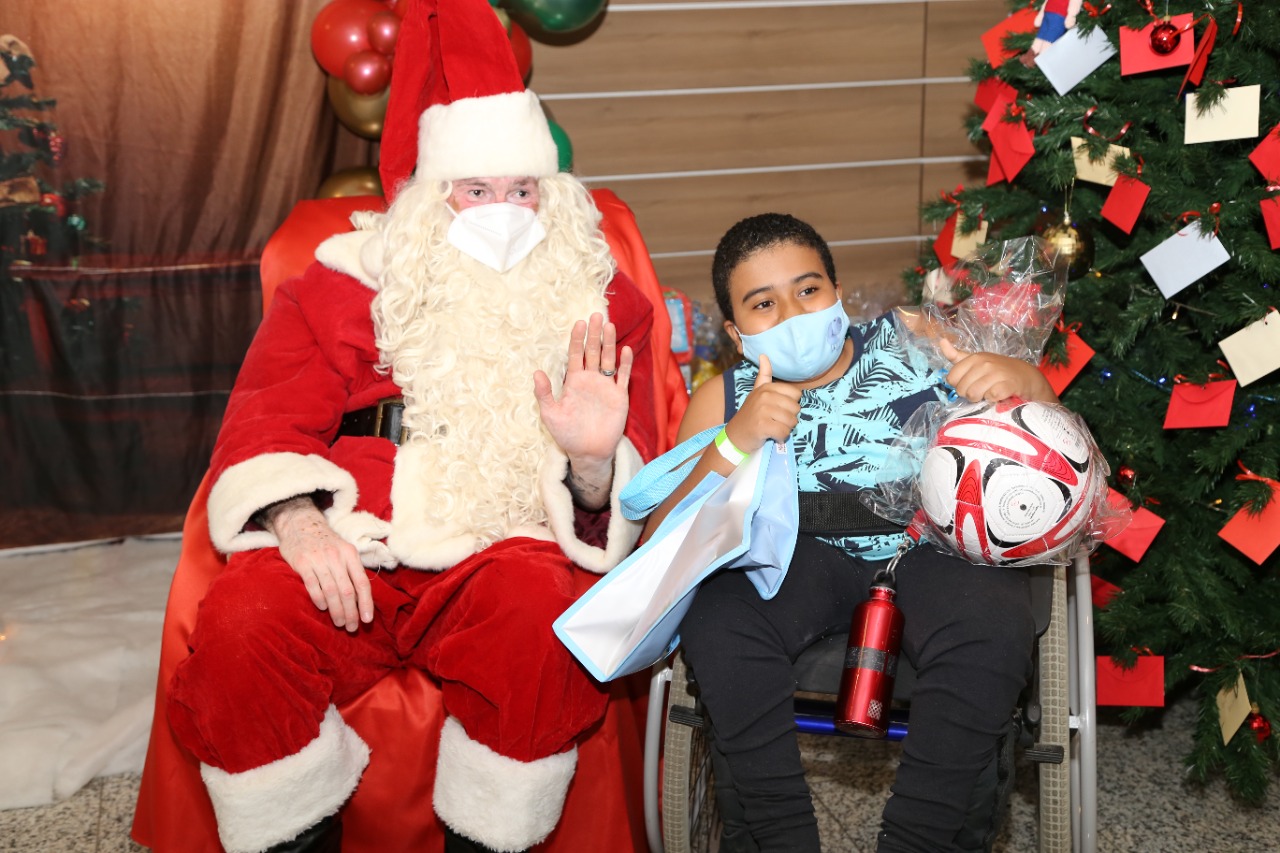 INTO promove festa de Natal para os pacientes da pediatria