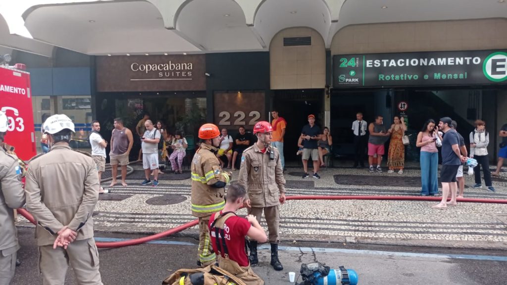 Incêndio em apartamento no bairro de Copacabana
