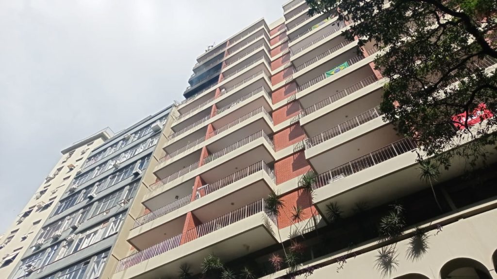 Incêndio em apartamento no bairro de Copacabana