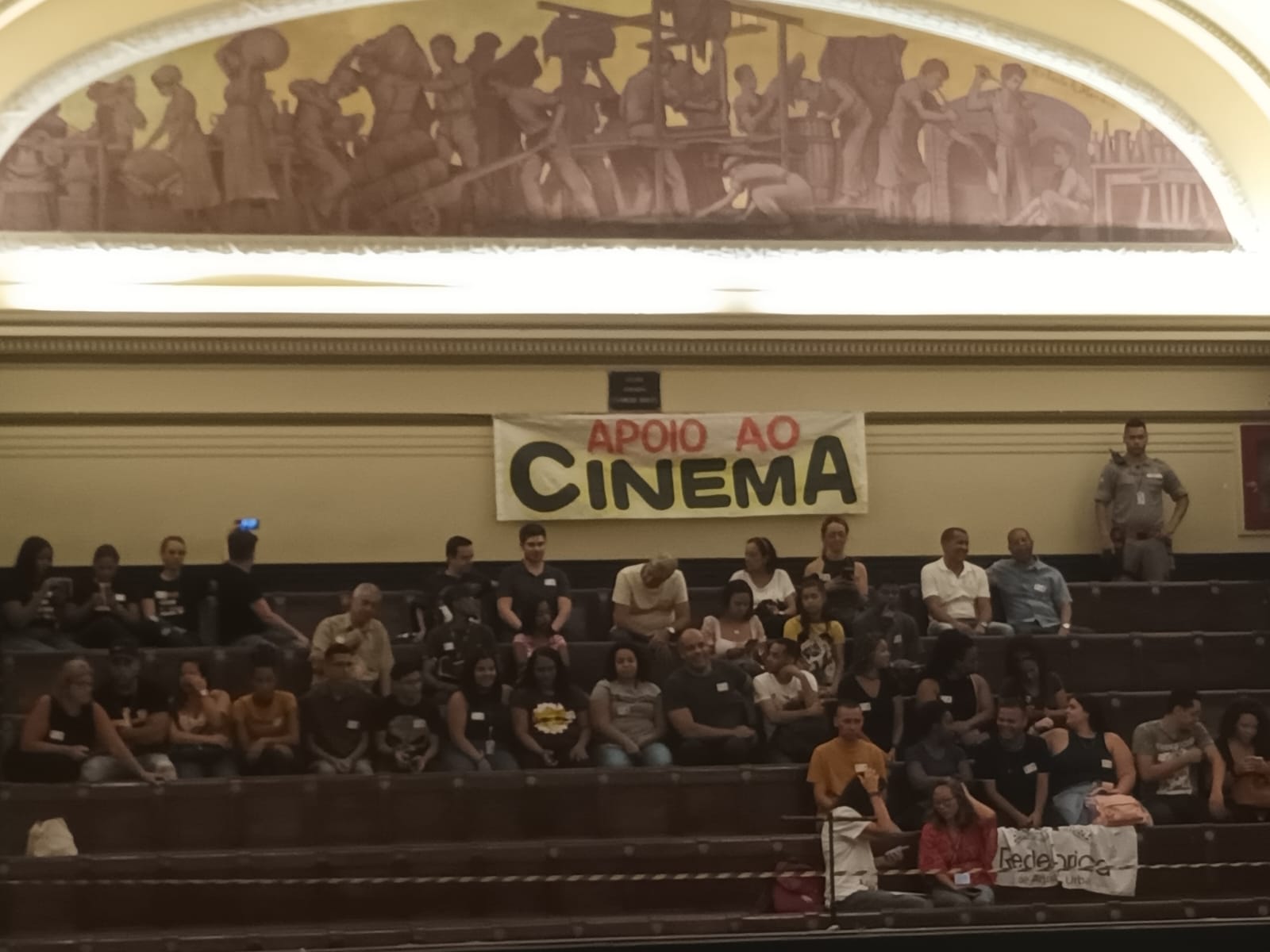 Câmara Municipal aprova redução de imposto para salas de cinema do Rio