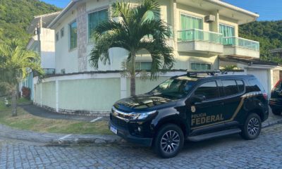 Operação da Receita Federal e da PF cumpre cinco mandados de prisão e 14 de busca e apreensão