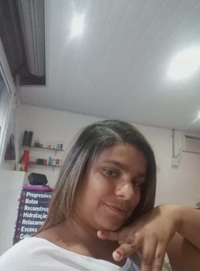 Vanessa Brito dos Santos, de 34 anos, agredida a marteladas passa por cesárea