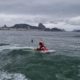 [VÍDEO] Papai noel chega de jetski em festa de Natal do Corpo de Bombeiros do Rio