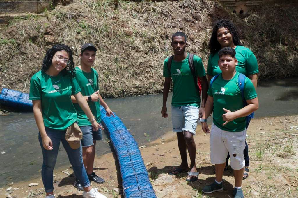 Alunos do Ambiente Jovem desenvolvem ecobarreiras em Três Rios