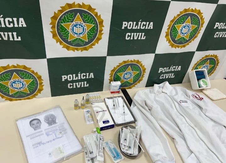 Polícia Civil prende universitária que se passava por dentista no Rio