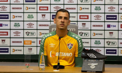 Entrevista coletiva do goleiro Vitor Eudes