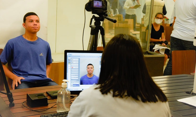 Estarão disponíveis serviços de habilitação, identificação civil e veículos até o fim de janeiro