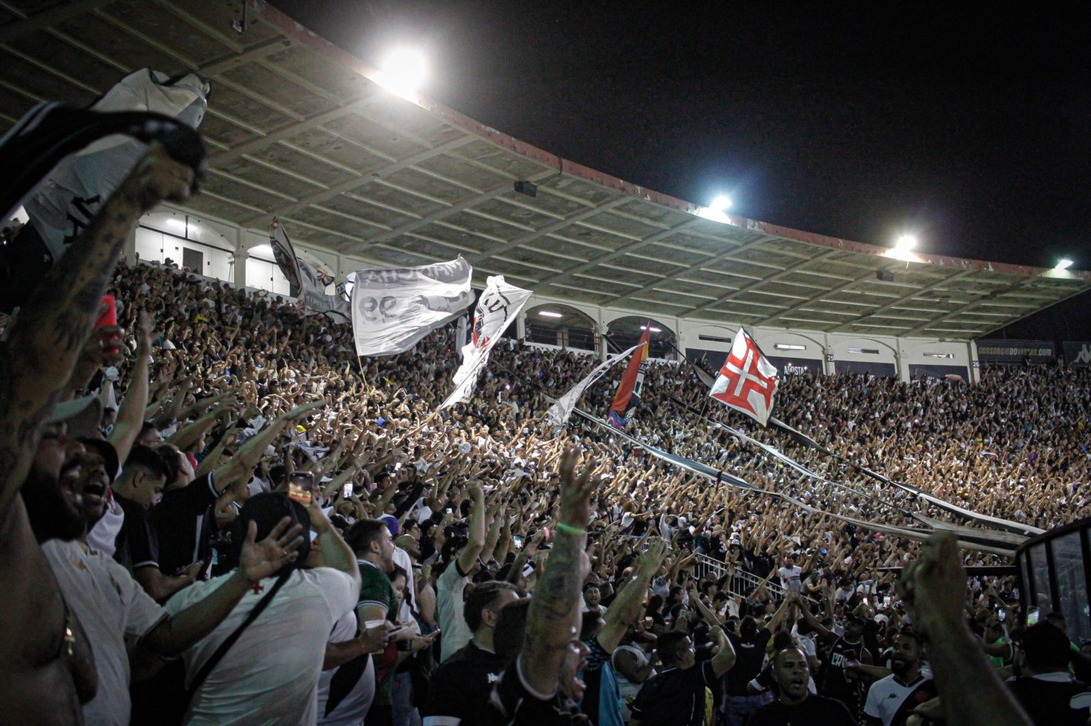 Vasco x Corinthians: confira informações de ingressos
