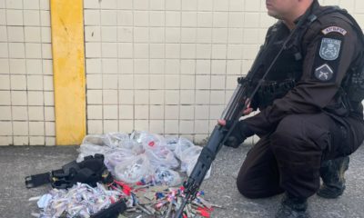 PM apreende armas, drogas e munição em operação no Complexo do Chapadão