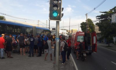 Ciclista é atropelada por BRT na Taquara