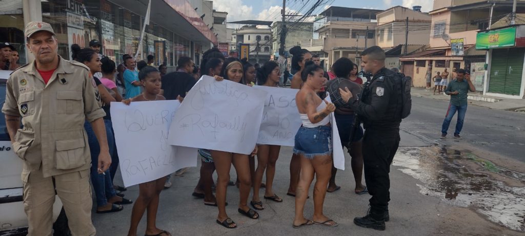 Protesto contra a morte de Rafaelle Pacheco, de 10 anos, na Baixada Fluminense