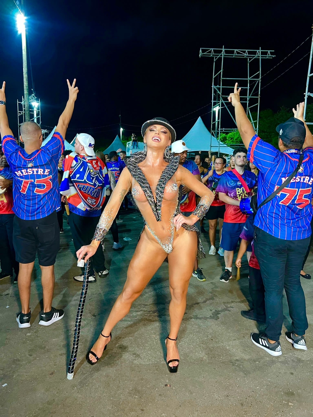 O poder de Thalita Zampirolli: atriz reina duplamente neste carnaval (Foto: Lindberg/ Divulgação: Palmer Assessoria de Comunicação)