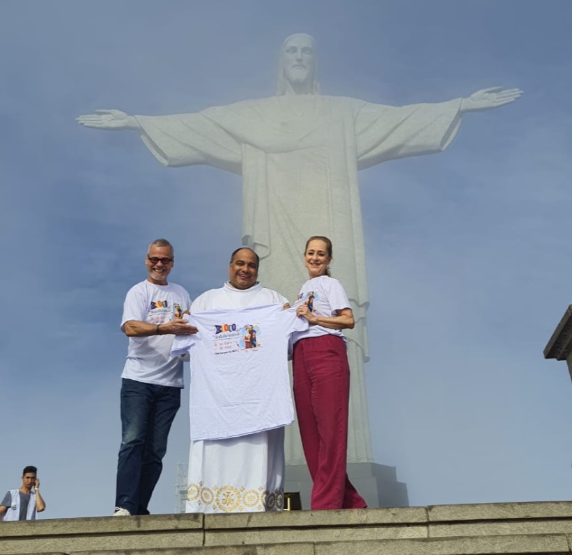 Carlinhos de Jesus, Ana Botafogo e Padre Omar