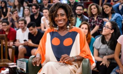 Glória Maria durante participação no programa Altas Horas