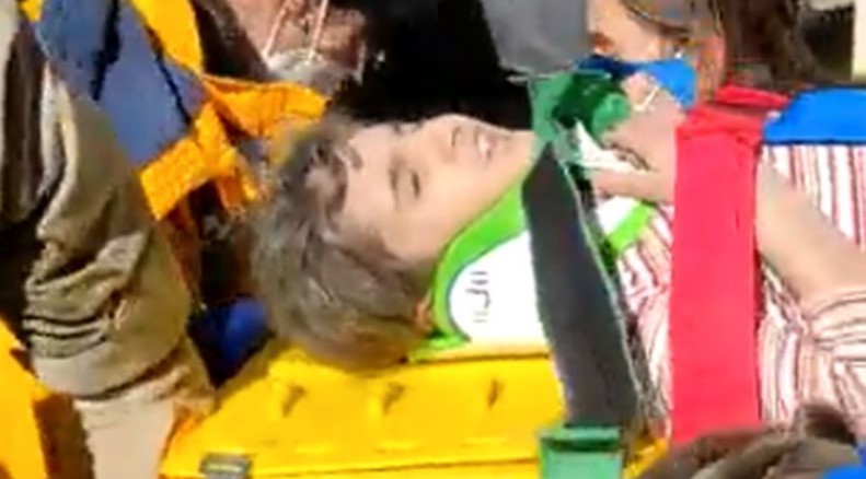 Idosa é resgatade de escombros na Turquia após 178 horas do terremoto