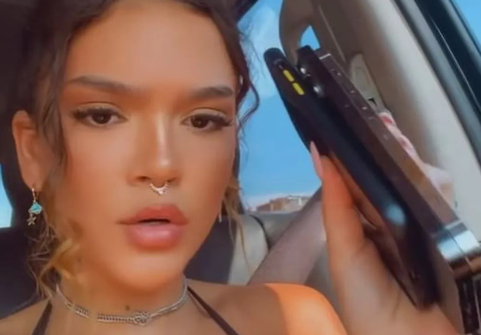 Mel Maia recupera carro e celulares roubados no Rio