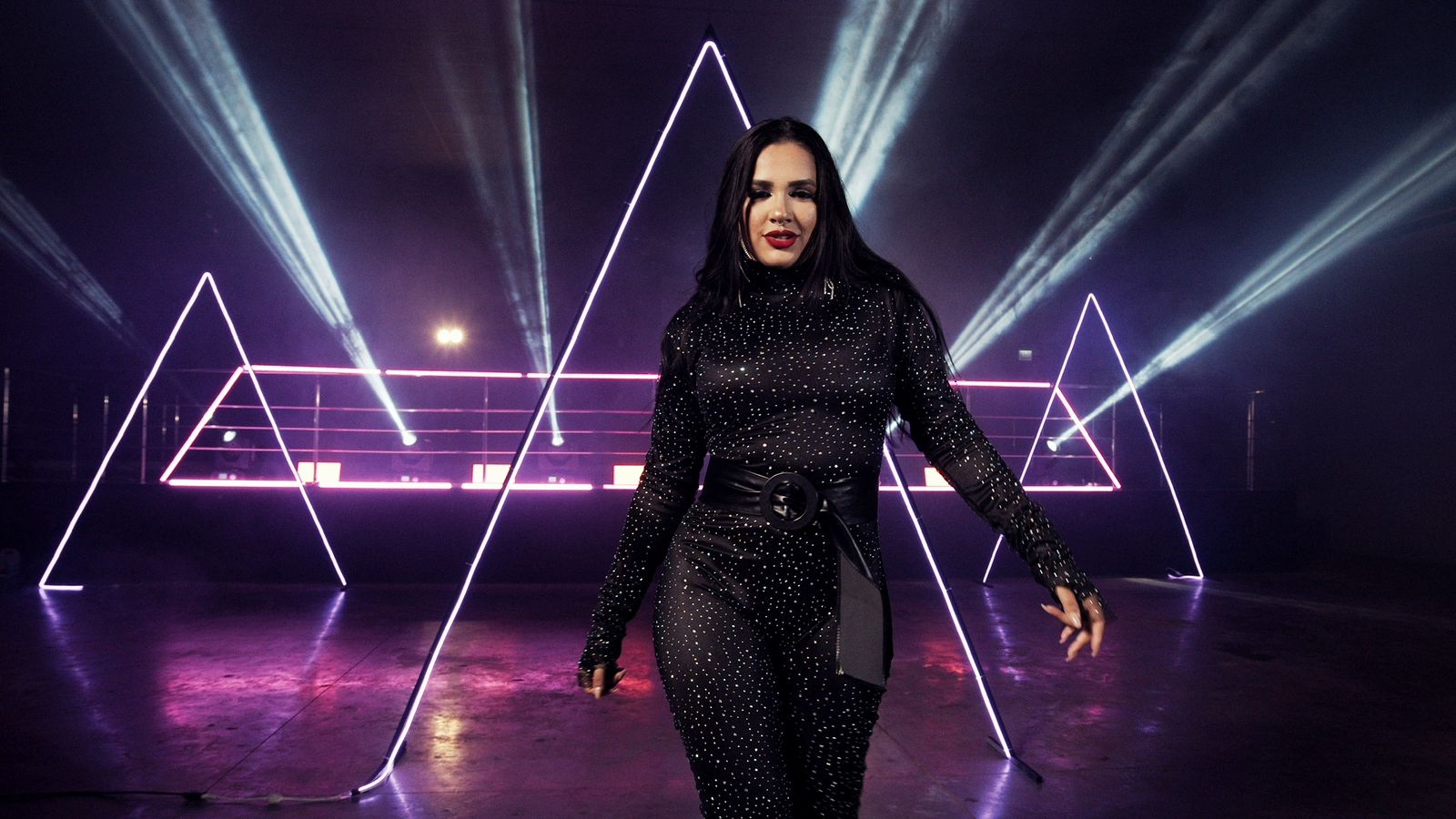 'Lovezinho Metralhadora', Bárbara Delu’x lança música para Carnaval