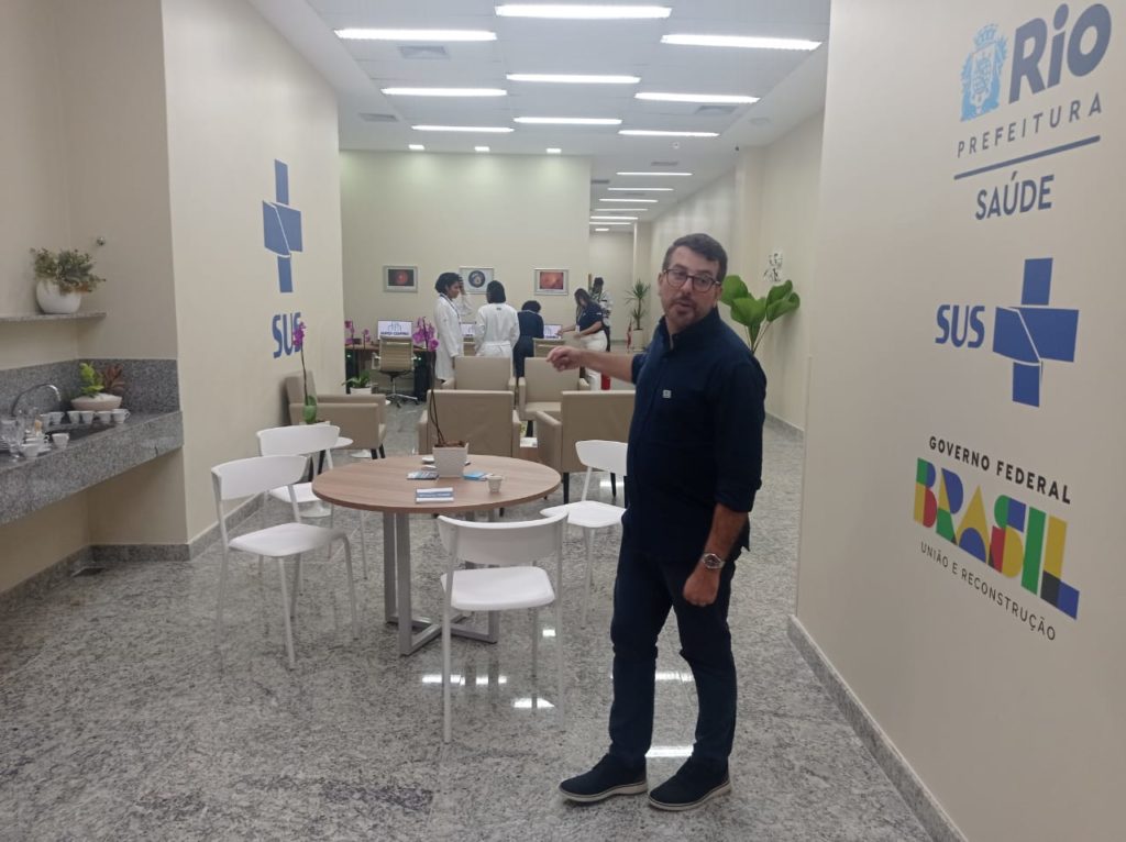 Secretário Daniel Soranz durante inauguração das novas unidades do Super Centro Carioca de Saúde