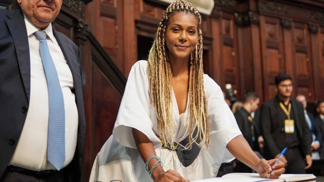 Deputada transsexual da Alerj, Dani Balbi (PC do B) (Foto: Reprodução/ Alerj)