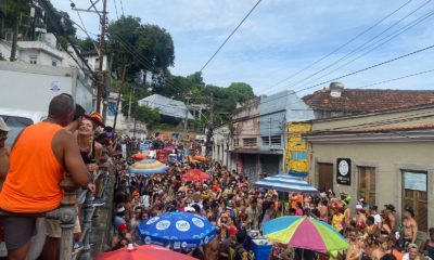 Blocos de carnaval agitam o Rio neste domingo; confira a lista completa (Foto: Tatiana Campbell/ Super Rádio Tupi)