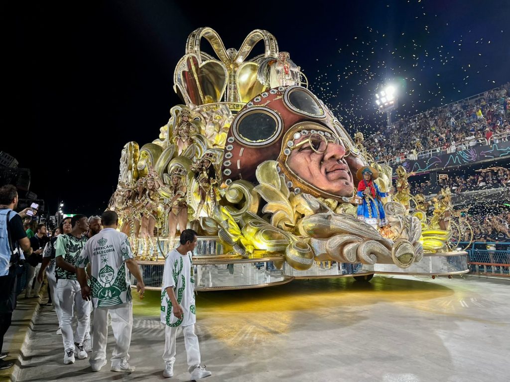 Primeiro casal do Tuiuti tem nova coreógrafa para o Carnaval 2023 - Super  Rádio Tupi