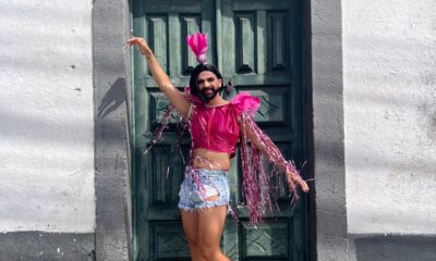 Influenciador relata homofobia nas ruas de Salvador no Carnaval: 'Tive minha fantasia molhada sem motivo' (Foto: Divulgação)