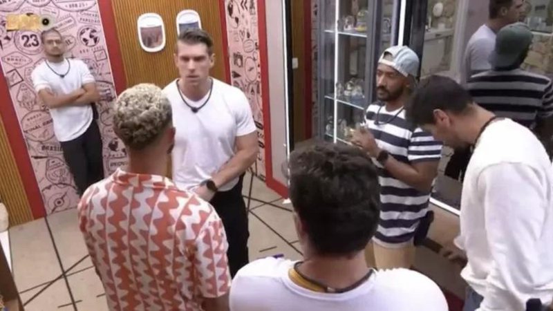 Cristian é desmascarado e barraco toma conta da casa do BBB