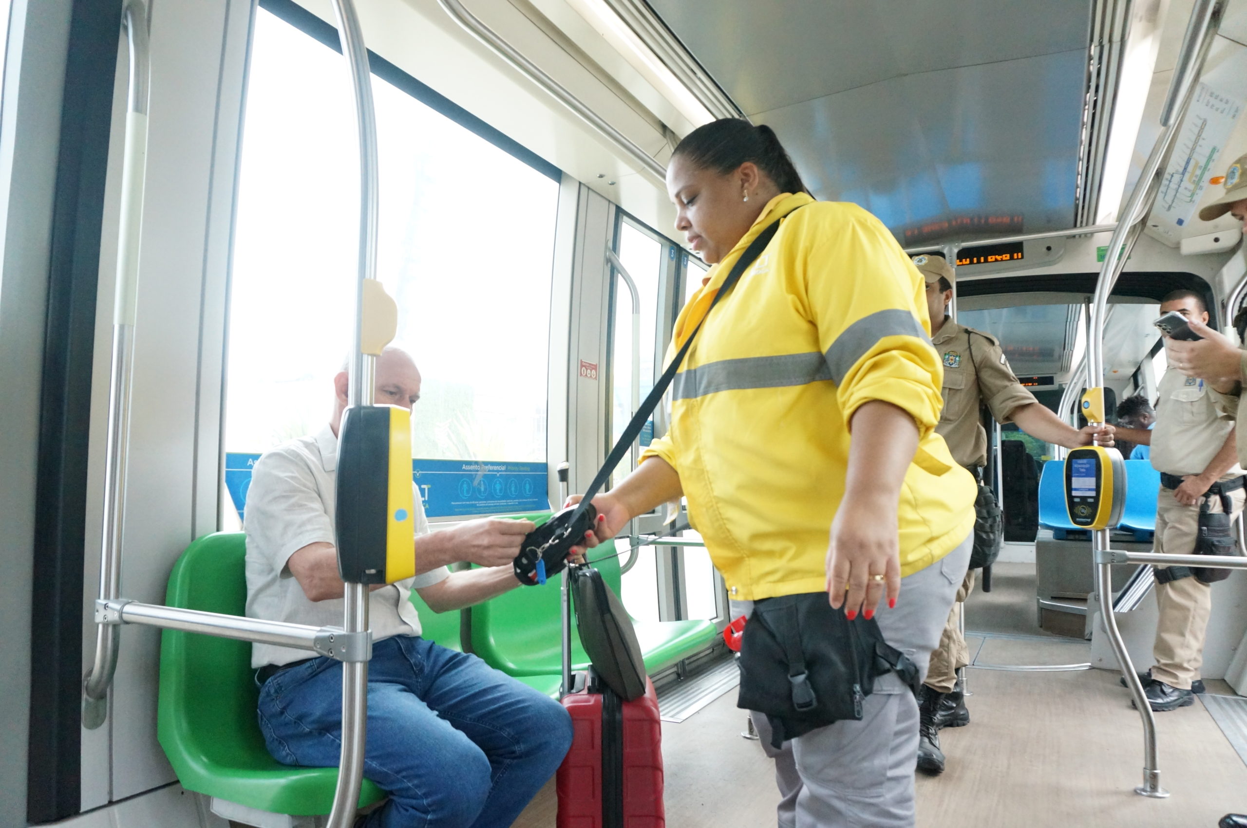 Guarda Municipal e VLT Carioca realizam blitz de fiscalização (Foto: Divulgação)