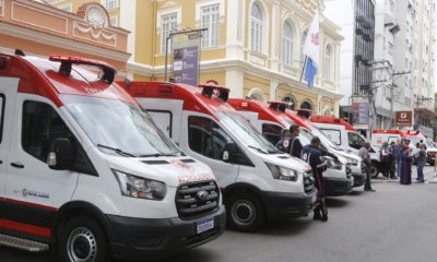 Governo do Estado entrega seis novas ambulâncias do SAMU para Niterói (Foto: Divulgação)